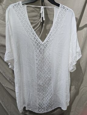 Tropical Escape White Crochet-Trim V-Neck Tunic